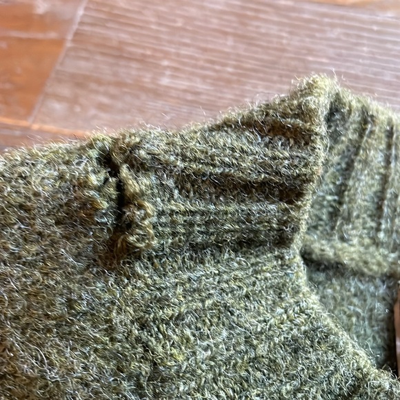 Pure Stuff 100% Wool Crewneck Sweater🖤 - Picture 11 of 12